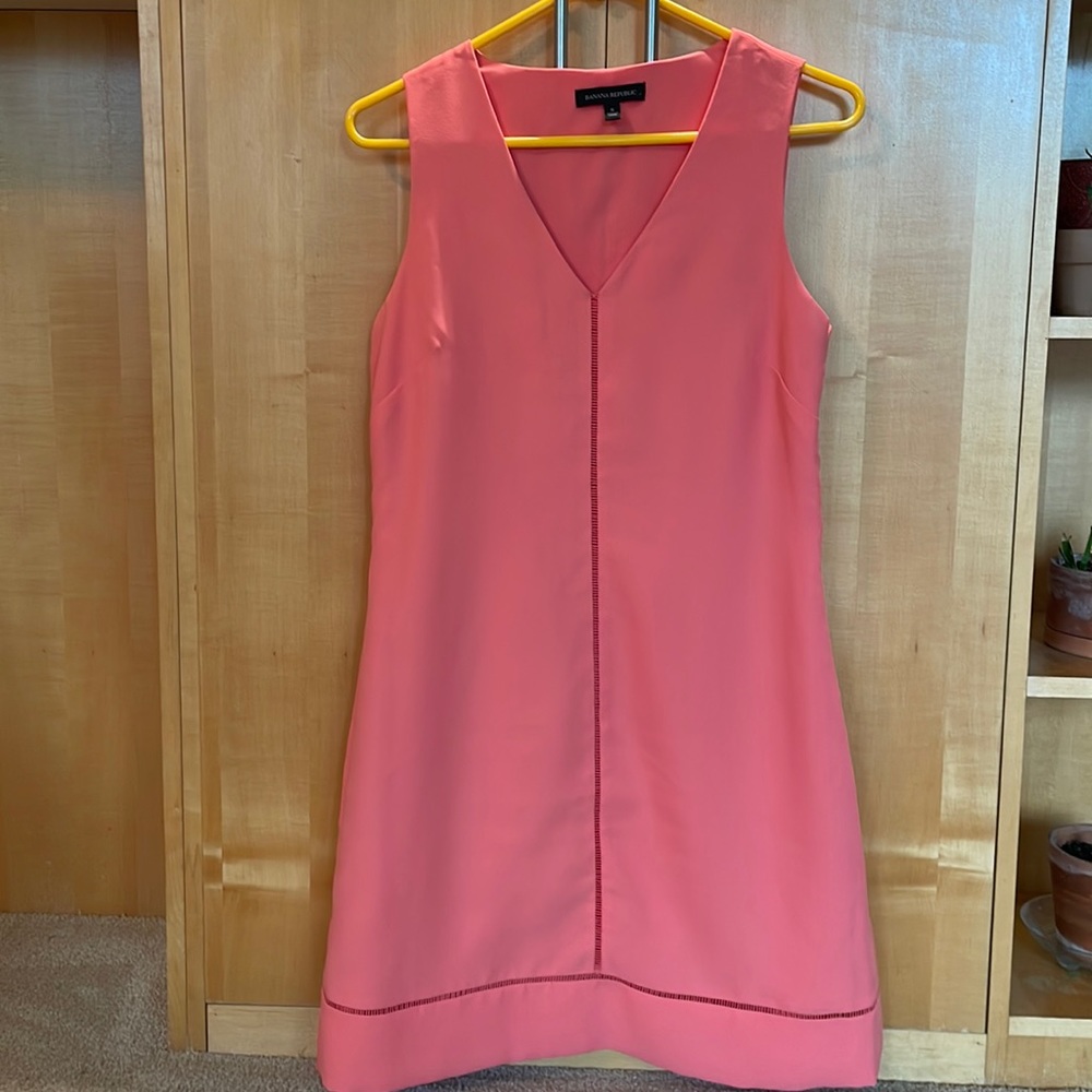 Banana Republic Coral Shift Dress